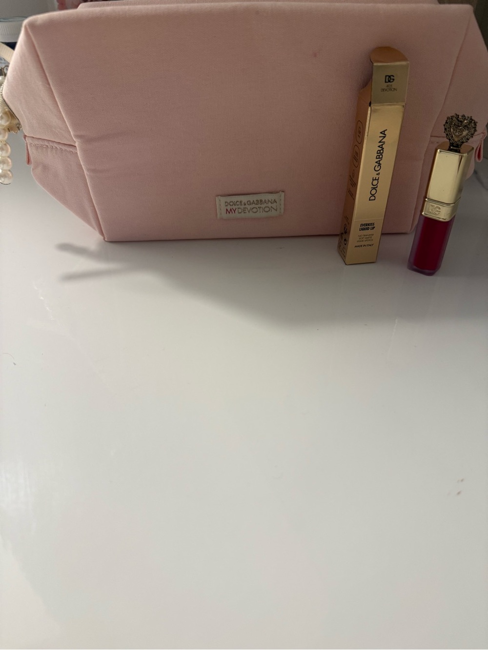 Dolce & Gabbana Pink 'My Devotion' Cosmetic Pouch with everkiss Red lipstick
